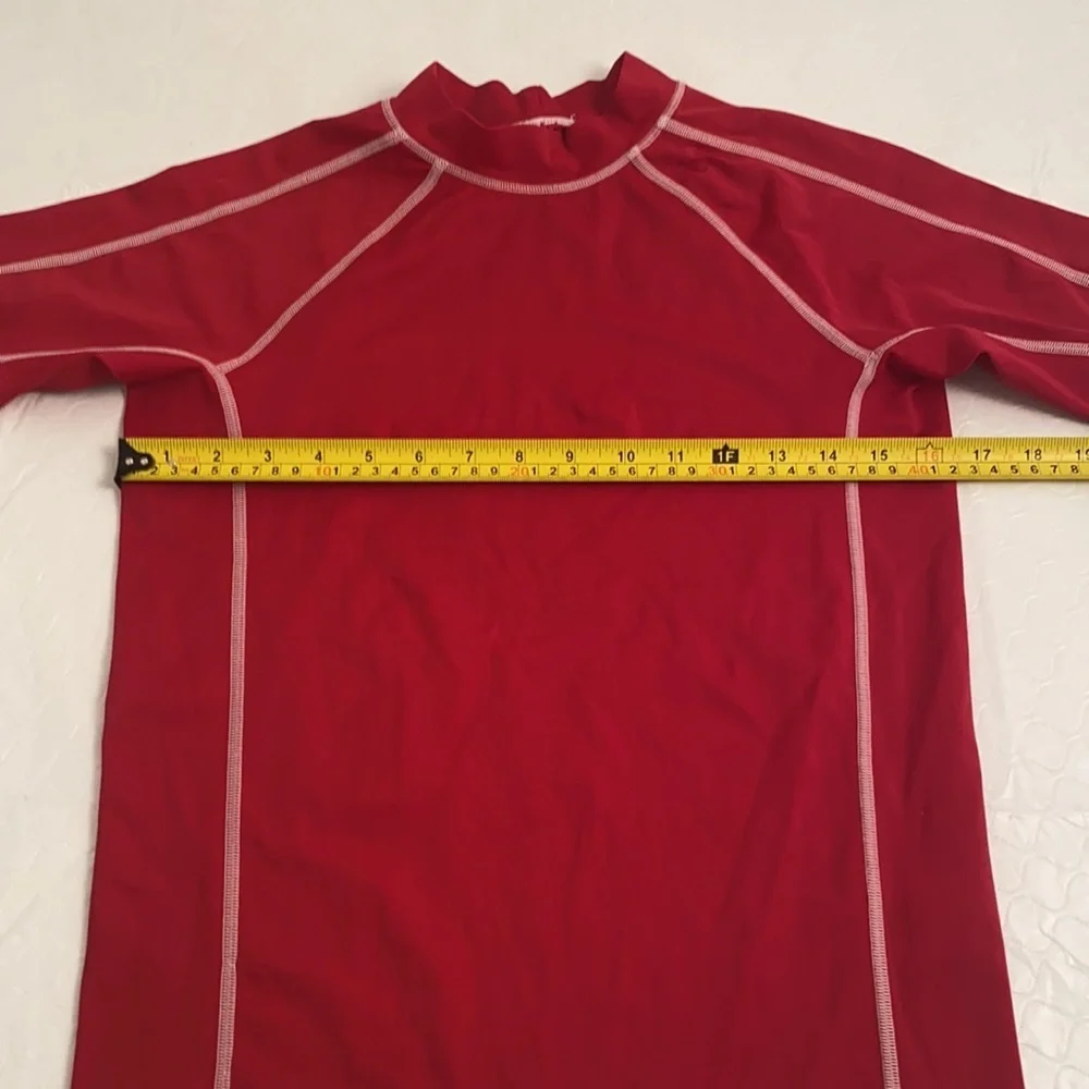 Lands End red short sleeve rashguard M = 10-12